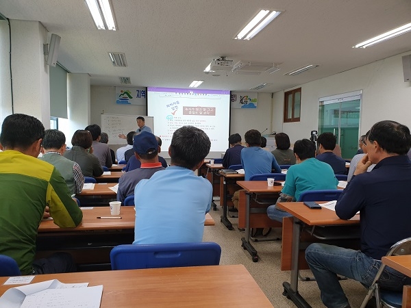 ▲전남 영암군은 지난 21일 ‘지역특화품목 신기술 실용화 현장컨설팅’을 진행했다.(사진제공=영암군)