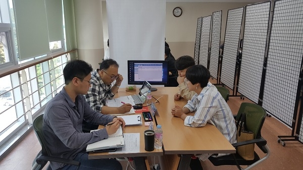 ▲전남도교육청이 28일 완도고등학교에서 ‘학교로 찾아가는 진학 상담의 날’을 운영했다.(사진제공=전라남도교육청)