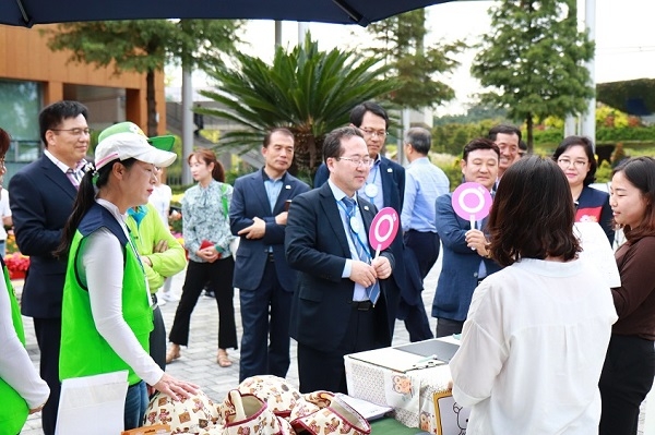 ▲순천시에서는 ‘2019년 여성친화도시 한마당 행사’를 오는 27일까지 균형발전박람회와 연계해 개최하고 있다.(사진제공=순천시)