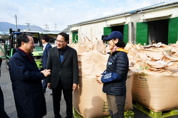 ▲담양군이 오는 30일까지 각 읍면에서 2019년산 공공비축미곡 건조벼를 매입한다.(사진제공=담양군)