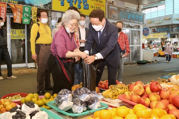 ▲광주 동구는 ‘전통시장 장보기 행사’를 추진한다.(사진제공=동구)