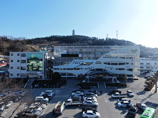 ▲완도군청 전경(사진제공=완도군)