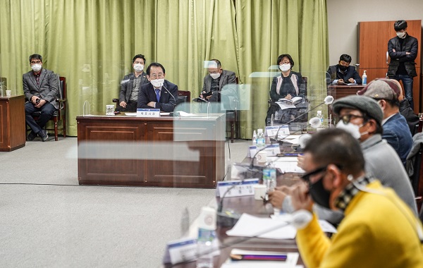 ▲목포시는 ‘갑자옥 모자점’의 활용 방안 자문회의를 개최했다.(사진제공=목포시)