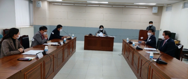 ▲전남도의회가 ‘자치분권 특별위원회’를 설치하여 정옥님 의원을 위원장으로 선출하고 본격적인 활동에 돌입했다(사진제공=전남도의회)