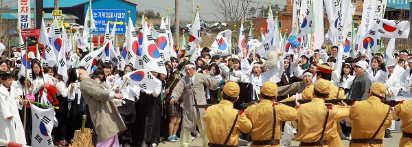 ▲지난해 4‧8만세운동 재연행사 모습(사진제공=함평군)
