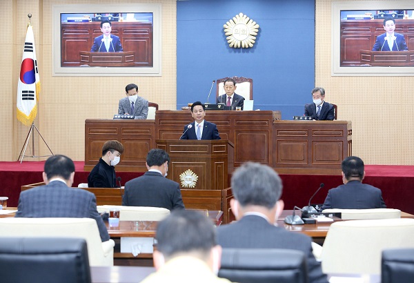 ▲영암군의 제4회 추가경정예산 6,569억 원이 지난 9일 군의회 의결을 거쳐 최종 확정됐다.(사진제공=영암군)