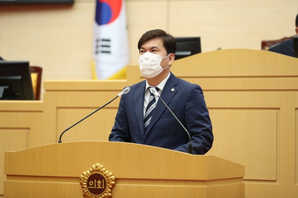 ▲이혁제 전남도의원이 지난 11일 한국매니페스토실천본부에서 주최하는 ‘2020 지방의원 매니페스토 약속대상’ 좋은조례 분야 최우수 의원으로 선정됐다.(사진제공=전라남도의회)