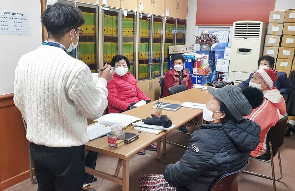 ▲장흥읍 행정복지센터는 지난 1일부터 노인 일자리 사업을 추진한다.(사진제공=장흥군)