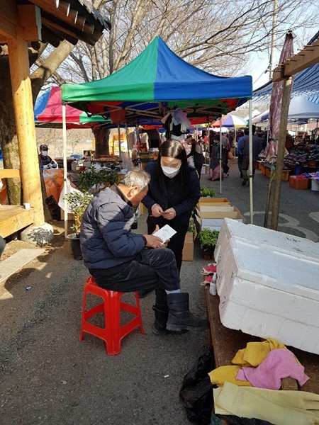 ▲담양군은 22일 치매예방홍보 캠페인을 개최했다.(사진제공=담양군)