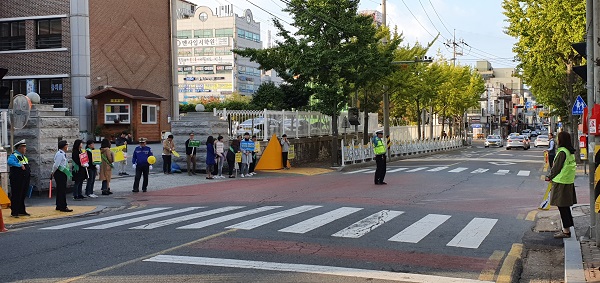 ▲목포시가 오는 5월 11일부터 어린이보호구역 주정차 위반 과태료를 상향한다.(사진제공=목포시)