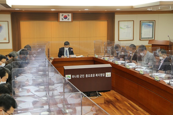 ▲영암군은 지난 28일 정부합동평가 대비 추진계획 및 우수사례 발굴 보고회를 가졌다.(사진제공=영암군)
