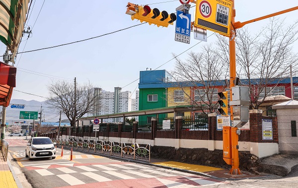 ▲구례 중앙초등학교 앞 어린이 보호구역(사진제공=구례군)
