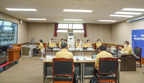 ▲목포시는 코로나19 지역 확산 차단을 위해 총력 대응에 나섰다.(사진제공=목포시)