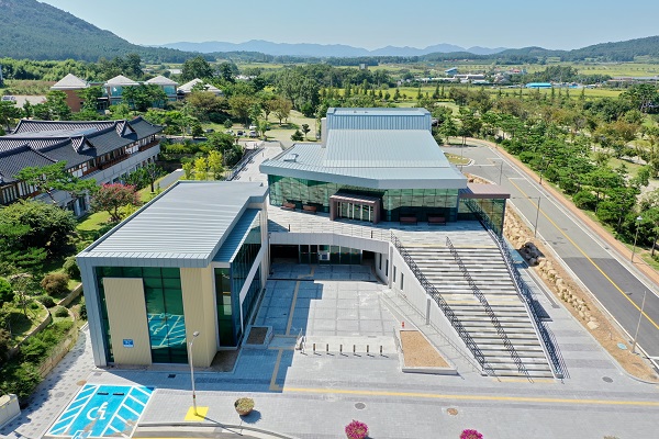▲트로트 가요센터 전경(사진제공=영암군)