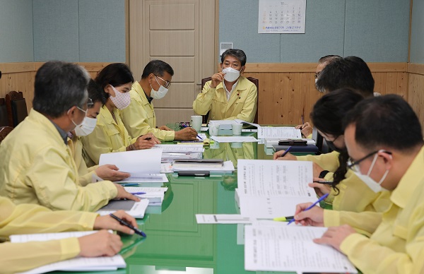 ▲구례군은 2022년 신규시책 및 주요업무에 대해 각 부서별 보고회를 가졌다.(사진제공=구례군)