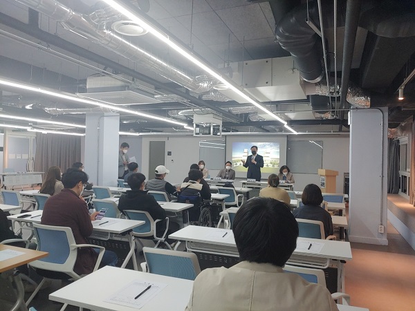 ▲광주광역시는 지난 27일 청년, 신혼부부 등 입주계층을 대상으로 평생주택 사업 설명 및 의견수렴을 실시했다.(사진제공=광주광역시)