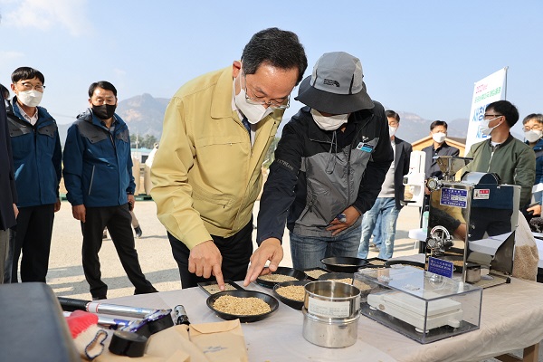 ▲해남군이 지난 3일부터 2021년산 공공비축미 건조벼 매입을 시작했다.(사진제공=해남군)