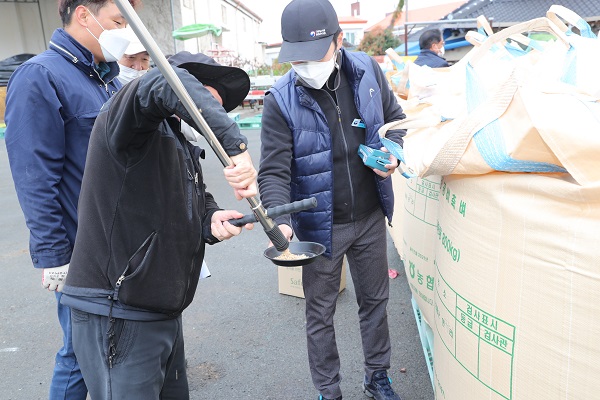 ▲장흥군이 9일부터 대덕읍을 시작으로 2021년산 공공비축미 매입을 시작한다.(사진제공=장흥군)