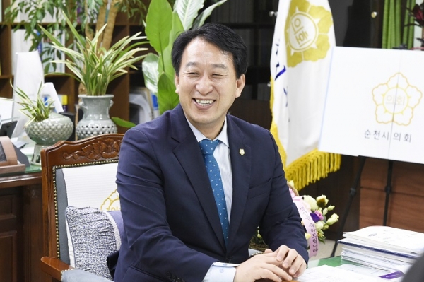 ▲순천시의회 허유인 의장(사진제공=순천시의회)