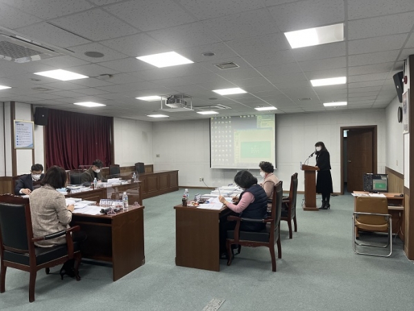 ▲목포시가 장애아동의 발달재활서비스 제공을 위해 제공기관 지정 심사회의를 개최했다.(사진제공=목포시)