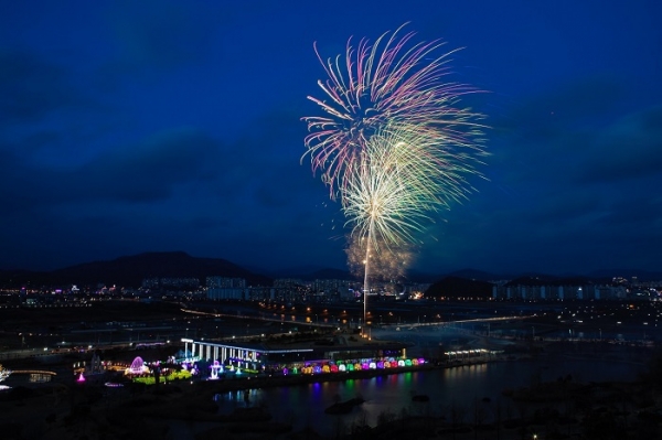 ▲순천만국가정원 별빛축제(사진제공=순천시)