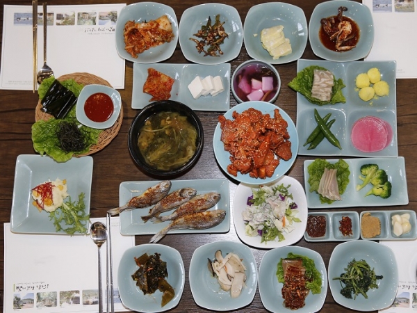 ▲병영돼지불고기 차림(사진제공=강진군)