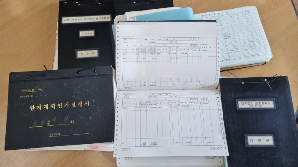 ▲장흥군은 신속한 민원 서비스 제공을 위해 경지정리 환지계획서 전산화 사업을 추진한다.(사진제공=장흥군)