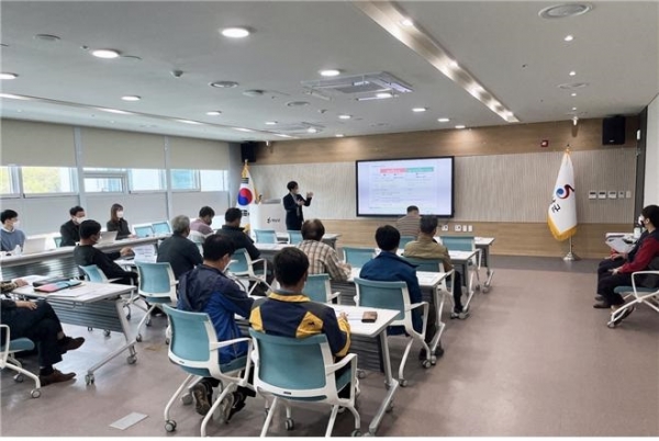 ▲해남군은 농업부문 온실가스 감축을 위한 사업설명회를 개최했다.(사진제공=해남군)