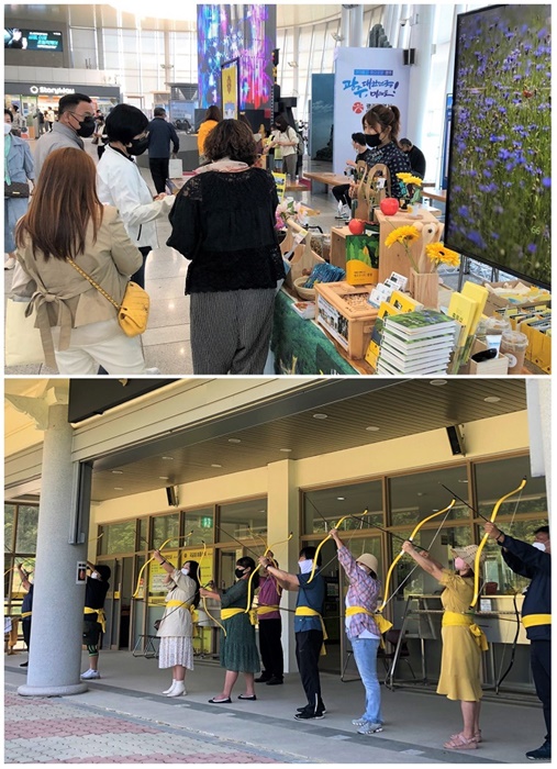 ▲장성군이 황룡강 (洪)길동무 꽃길축제 홍보에 박차를 가하고 있다.(사진제공=장성군)