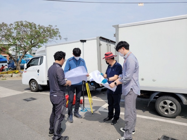 ▲무안군은 관내 8개 읍·면 도시지역을 대상으로 도로와 지하시설물 전산화를 위한 사업자 선정을 마치고 본격적인 작업에 착수했다.(사진제공=무안군)