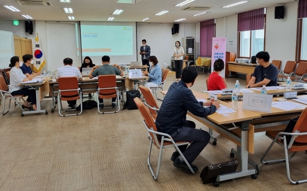 나주시는 ‘2022년 가족친환경영 설명회 및 컨설팅’을 실시했다.(사진제공=나주시)