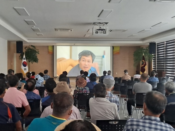 ▲장흥읍 행정복지센터는 공익직불제 신청자를 대상으로 기본형 공익직불제 대면교육을 실시한다.(사진제공=장흥군)