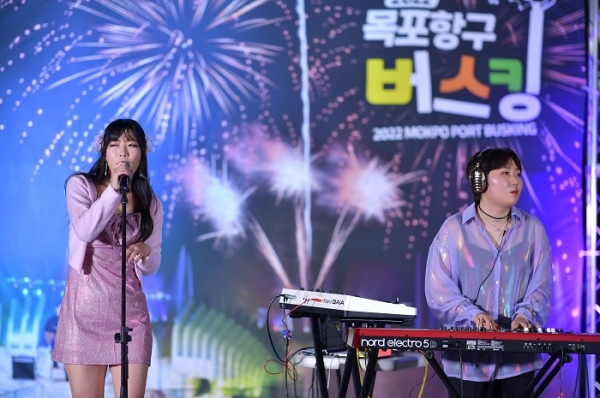 ▲목포시가  7월부터 오는 11월까지 매주 금·토·일요일 평화광장, 목포근대역사관 1관 광장, 목포항구포차에서 추진한다.(사진제공=목포시)
