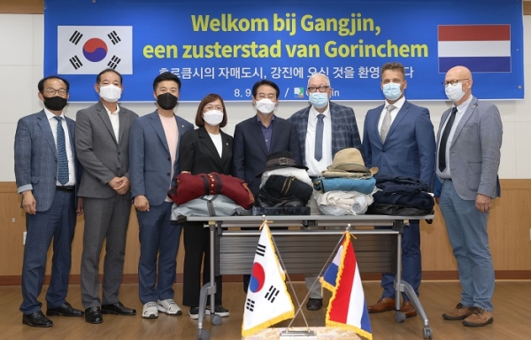 ▲강진군은 하멜 맥주 생산을 위해 자매도시인 네덜란드 호르큼시와의 협력을 본격 추진에 나선다.(사진제공=강진군)