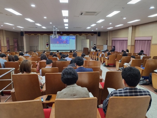 ▲전라남도교육청이 27일 전남체육교육센터에서 학업중단 위기학생 지원시스템 연수를 실시했다.(사진제공=전라남도교육청)