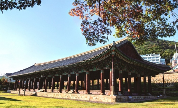▲여수 진남관 전경(사진제공=전라남도)