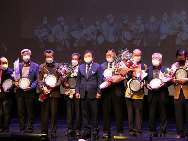▲영광군은 ‘제26회 노인의 날’기념식 및 어르신 위안 행사를 개최했다.(사진제공=영광군)