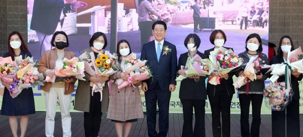 ▲전라남도는 13일 ‘제4회 전라남도 다문화가족 큰잔치’를 순천만국제습지센터에서 성황리에 개최했다.(사진제공=전라남도)