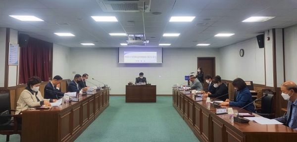 ▲목포시는 세 차례 의정비심의위원회를 개최해 지난 13일 목포시의회 의원의 2023년부터 2026년까지 4년간의 의정비를 결정했다.(사진제공=목포시)