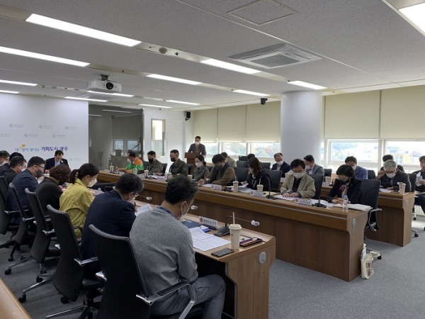 ▲광주광역시는 26일 시청 재난안전대책본부 회의실에서 유관기관‧단체 합동 대책회의를 열었다.(사진제공=광주광역시)