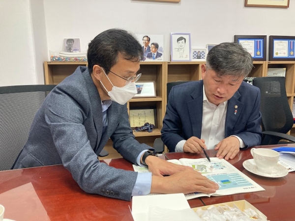 ▲광양시가 2023년 정부 예산(안) 심의를 시작한 국회를 방문해 내년 국비 확보를 위해 총력을 기울이고 있다.(사진제공=광양시)