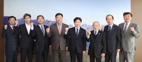 ▲전남교육청은 7일 중소기업중앙회 광주전남본부 간담회를 개최했다.(사진제공=전라남도교육청)