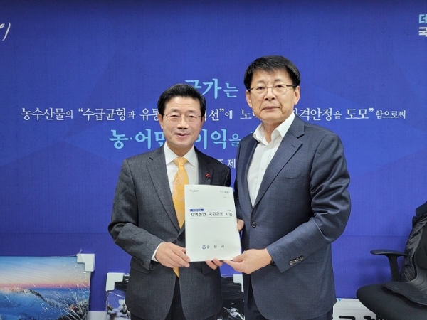 ▲정인화 광양시장은 지난 2일 국회를 방문해 2023년도 국비 확보에 막바지 총력을 기울였다.(사진제공=광양시)