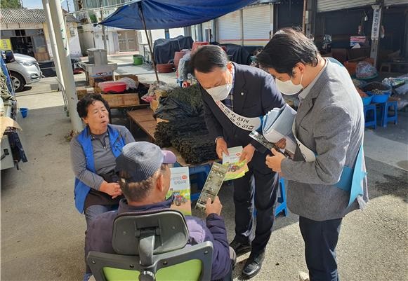 ▲곡성군이 농업기계 종합보험 가입을 독려하기 위해 가입비의 80%를 지원한다.(사진제공=곡성군)
