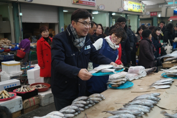 ▲보성군은 설맞이 전통시장 장보기 행사를 실시한다.(사진제공=보성군)