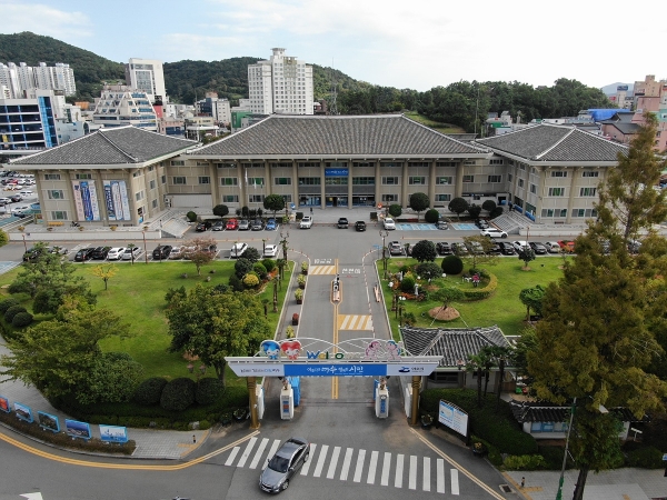▲여수시청 전경(사진제공=여수시)