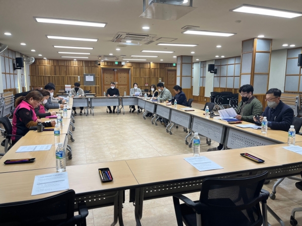 ▲광주시교육청이 각급 학교 학생과 교직원의 건강을 책임지고 있는 급식종사자의 건강검진을 지원하고 조리실 작업환경개선을 적극 추진한다.(사진제공=광주광역시교육청)