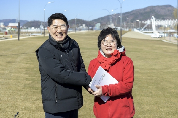 ▲지난달 30일 순천시를 방문해 2023정원박람회 추진 상황과 순천시의 현안을 살핀 조수진 국회의원(사진제공=순천시)