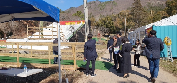▲강진청자축제 준비 현장 사전 점검 모습(사진제공=전라남도)
