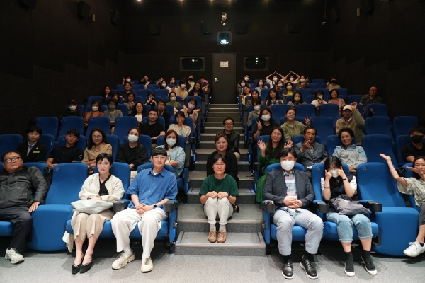 순천시 영상미디어센터 두드림에서는 지난 23일 영화‘다음소희’상영 및 관객과의 대화 행사를 개최했다(사진제공=순천시)